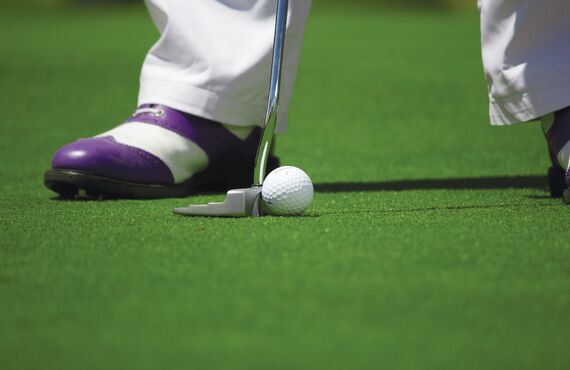 パッティングの正確性向上に向けた的確なレッスン | 鹿児島市のゴルフスクールは丁寧なamitie golf